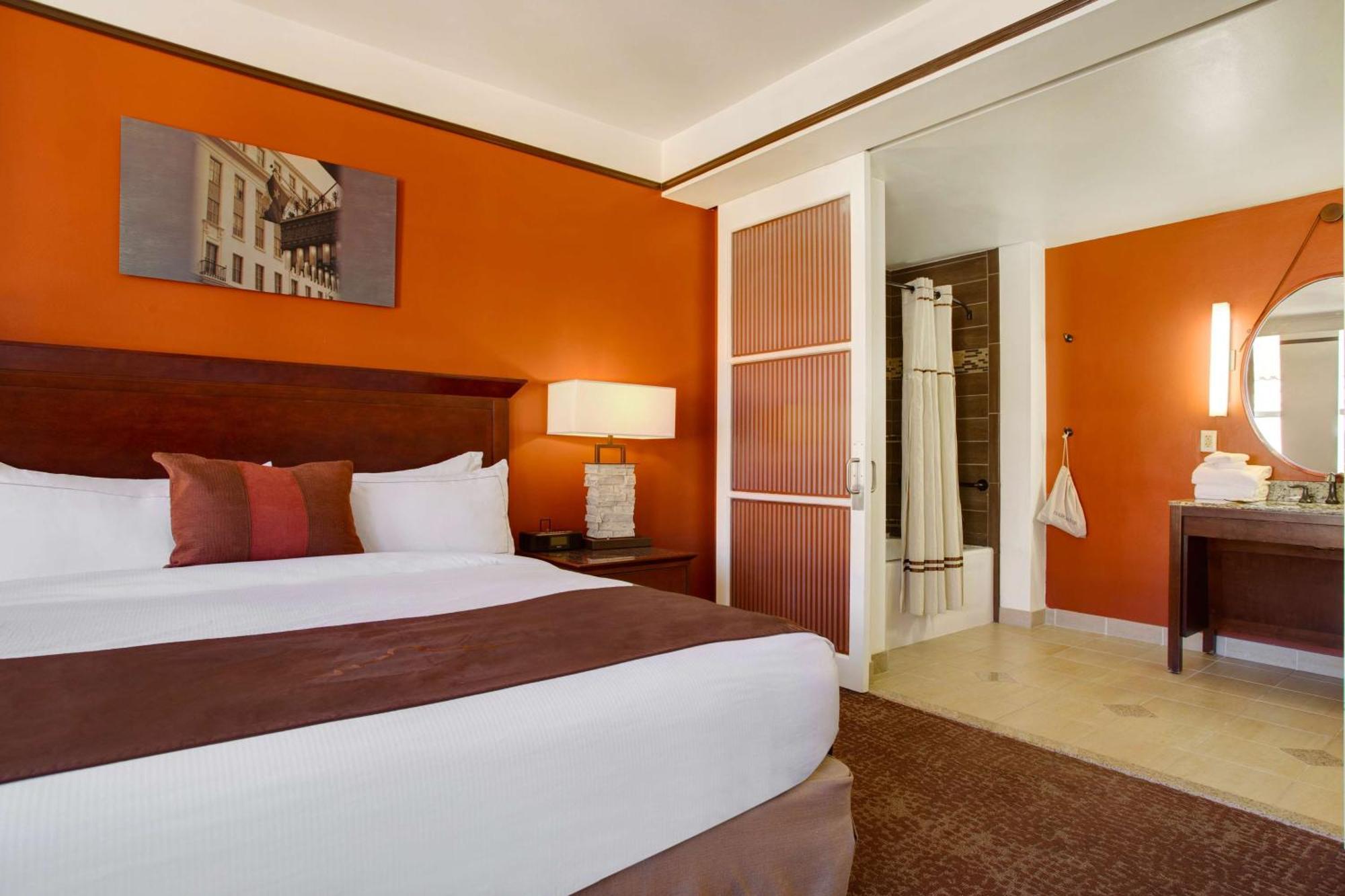 The Emily Morgan - A Doubletree By Hilton Hotel